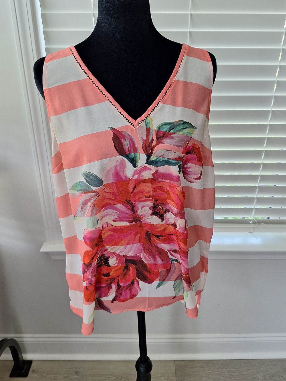 Elle Coral & White Striped Floral V-Neck Tank